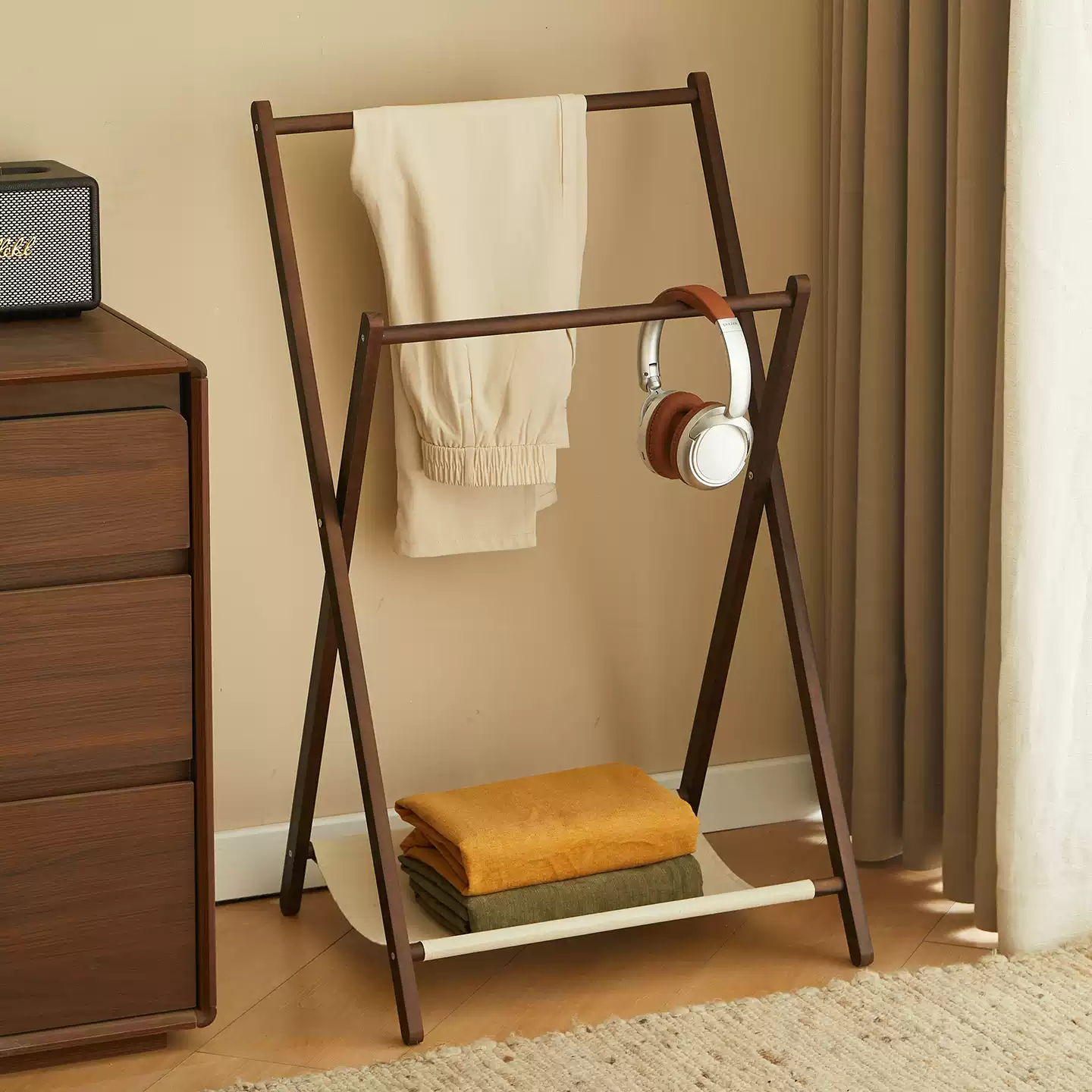 Modern Wooden Freestanding Wardrobe with Hanging Rod and Storage Shelves - Foldable Design for Bedroom and Closet Organization, Easy Assembly and Space-Saving Solution - Image 3