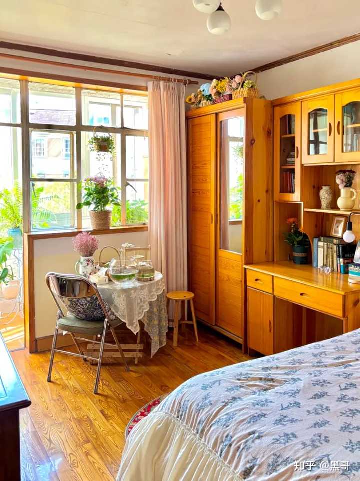 Old Yellow Style Example