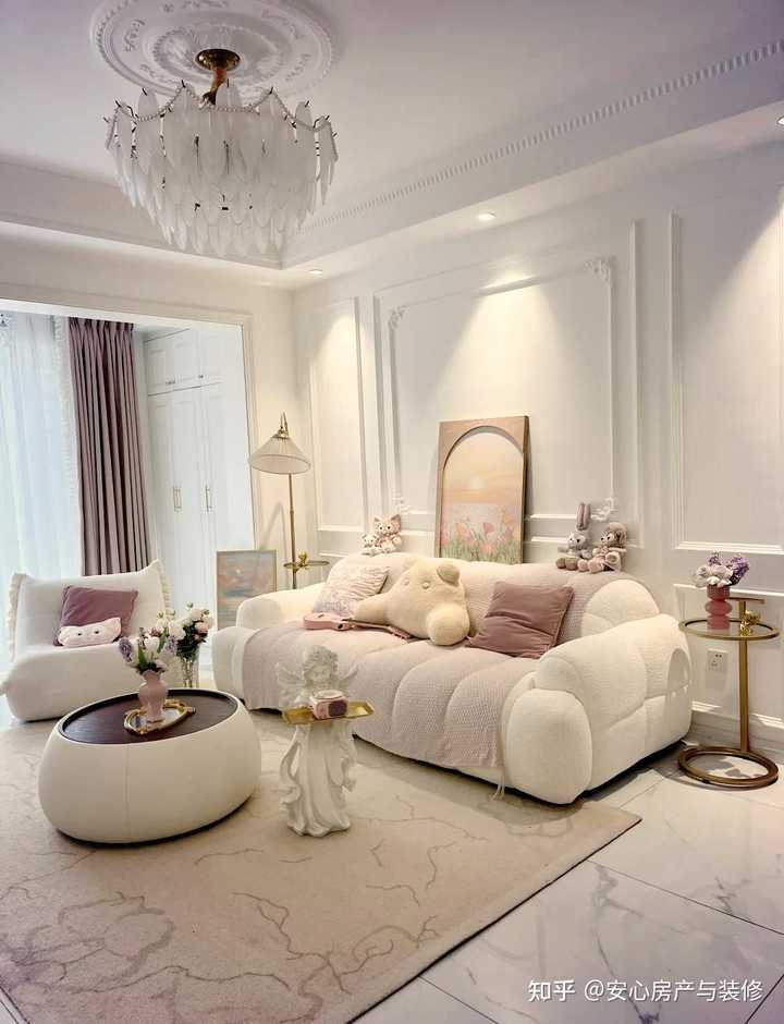 Elegant kitchen and bathroom details