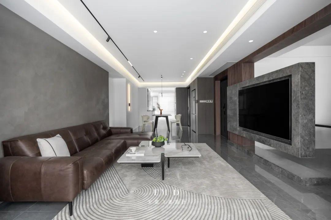 Simple style interior