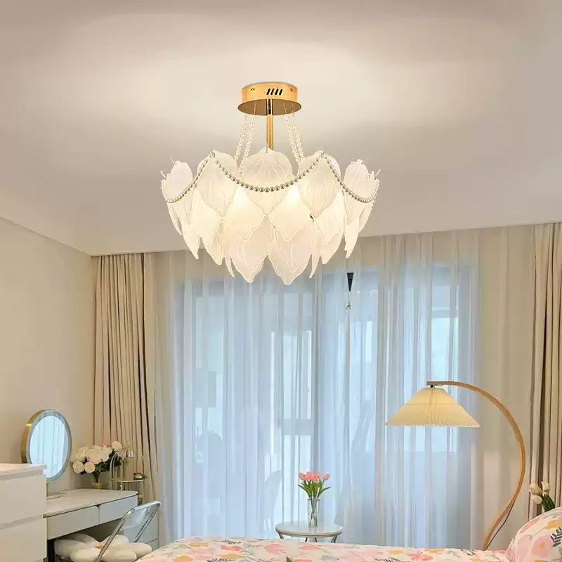 Elegant French-Style Cream Oil Pendant Light with Feather and Pearl Accents - Modern Luxury Living Room Lighting Fixture for Stylish Home Decor - Image 4