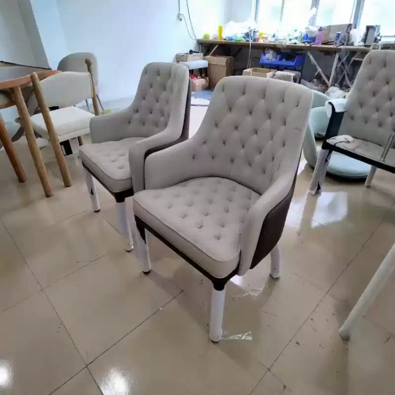 Modern High-Back Dining Chair with Iron Frame and Upholstered Seat - Elegant Restaurant and Home Furniture for Stylish Dining Rooms, Lounges, and Hotels - Image 4